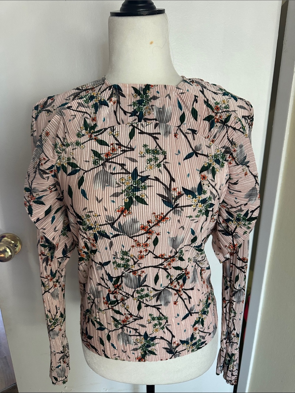 Topshop Pink Floral Pleated Puff-Sleeve Blouse